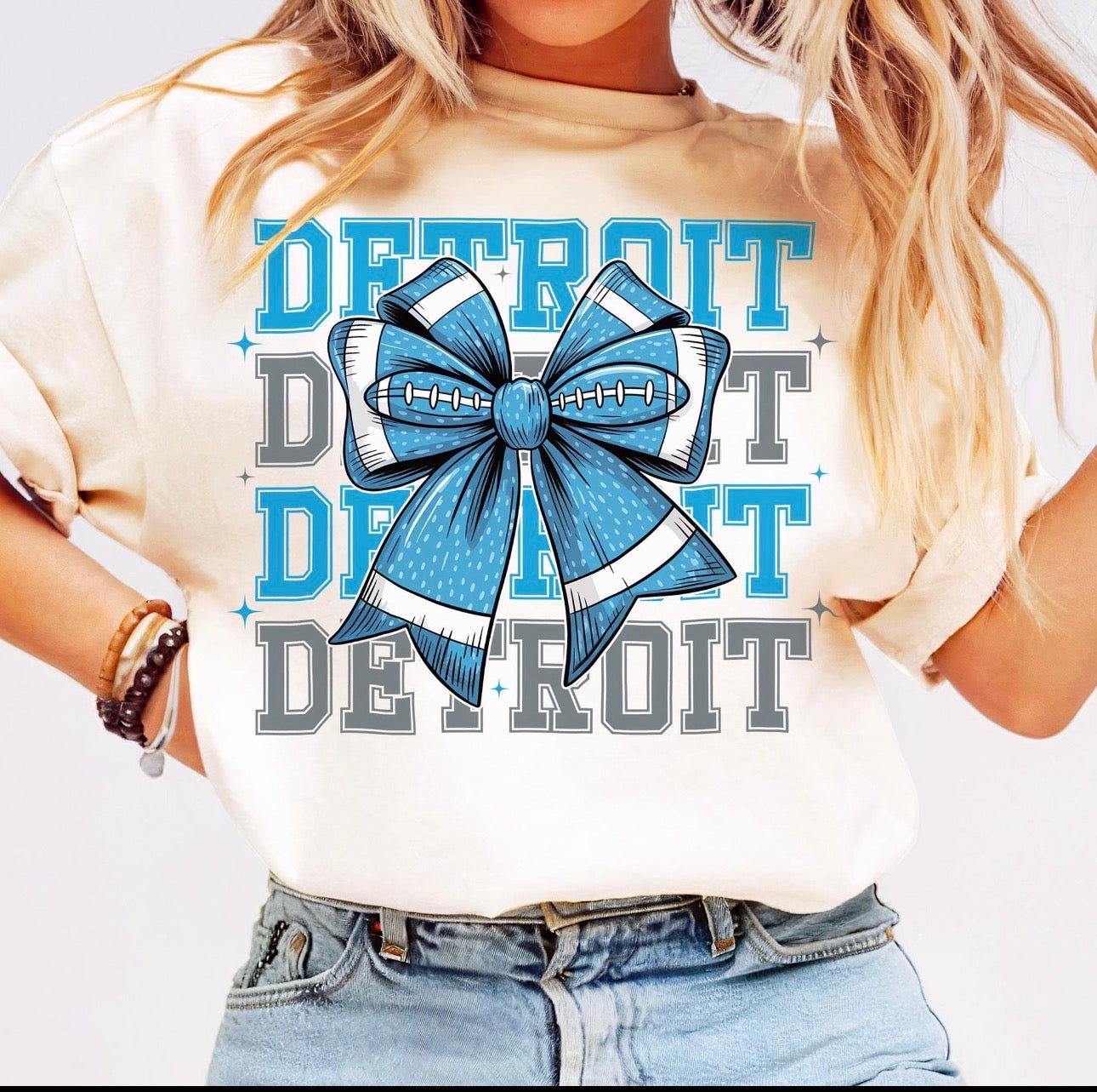 Detroit bows