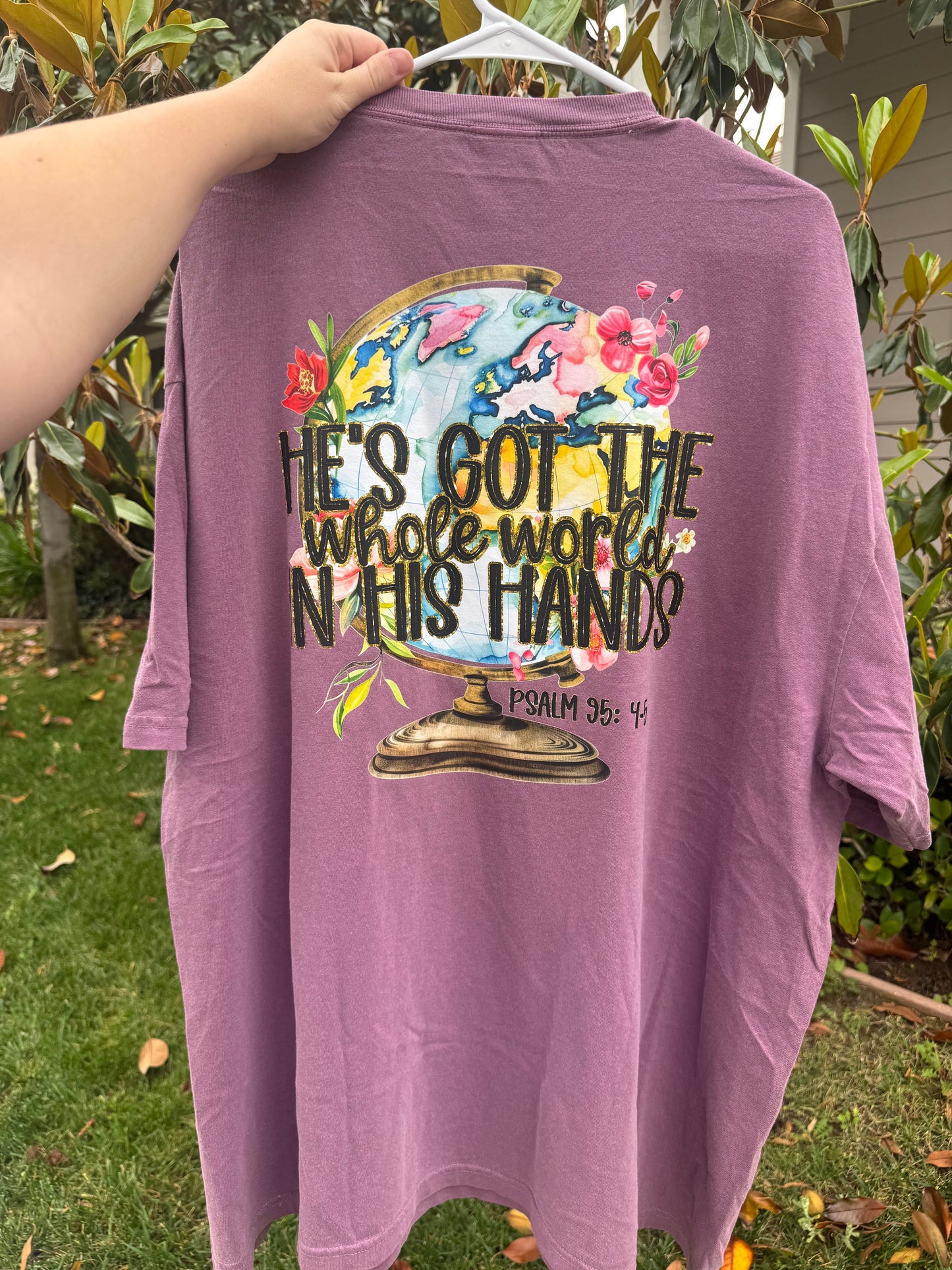 Got the whole world in his hand